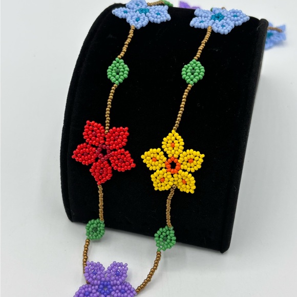 Jewelry - Hand Crafted Seed Bead Necklace with Multicolor Flowers